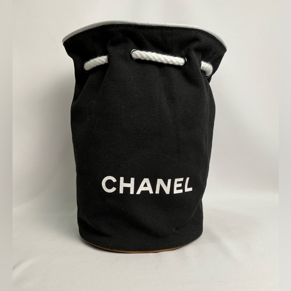 Chanel Black Drawstring Pool Beach Bag - Picture 3 of 14